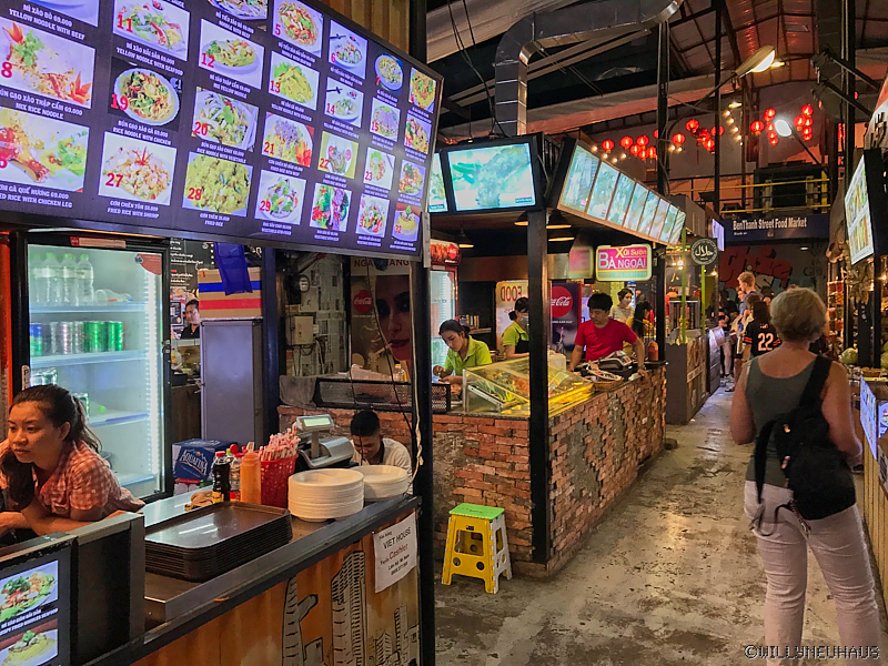 Benthanh Street Food Market 002