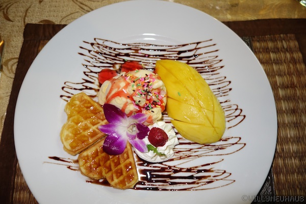 DSC05148 Dinner Dessert