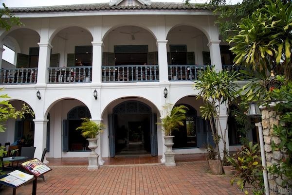 VillaSantiLuangPrabang1