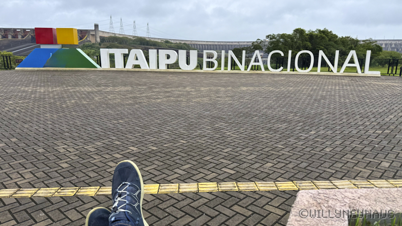 ItaipuDamBrasilParaguay2