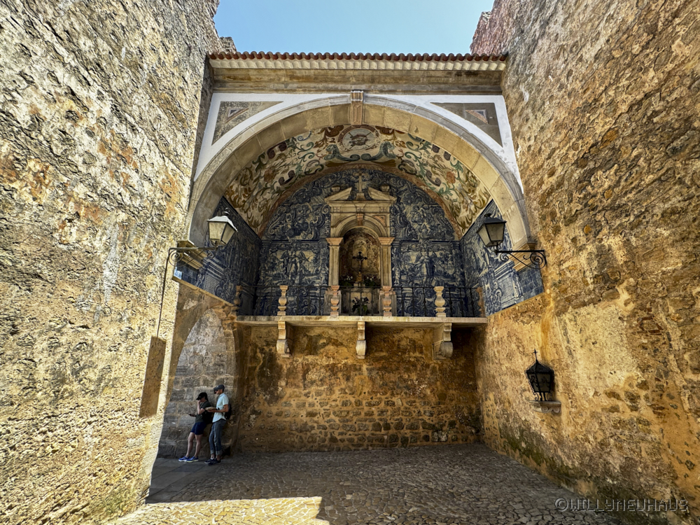 Portugal 26 030