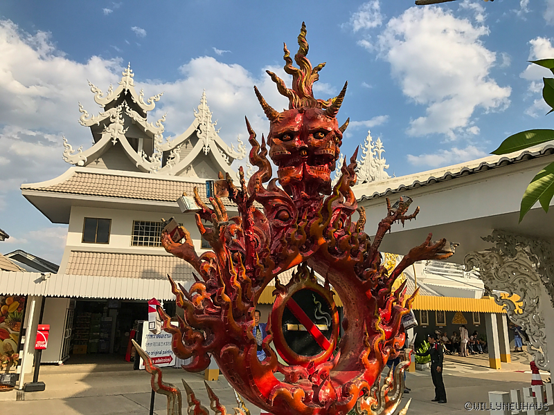 WeisserTempelChiangRai17