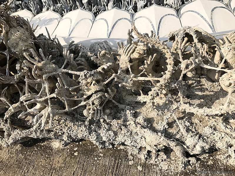 WeisserTempelChiangRai9