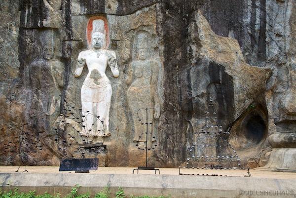 Sri Lanka 12 186