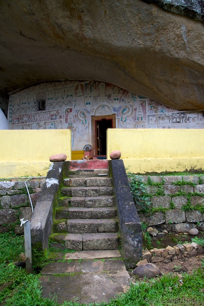 Sri Lanka 12 197