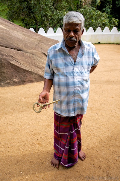 Sri Lanka 12 210
