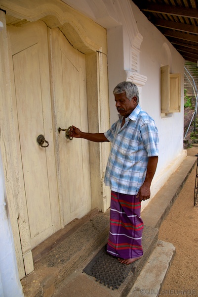 Sri Lanka 12 211