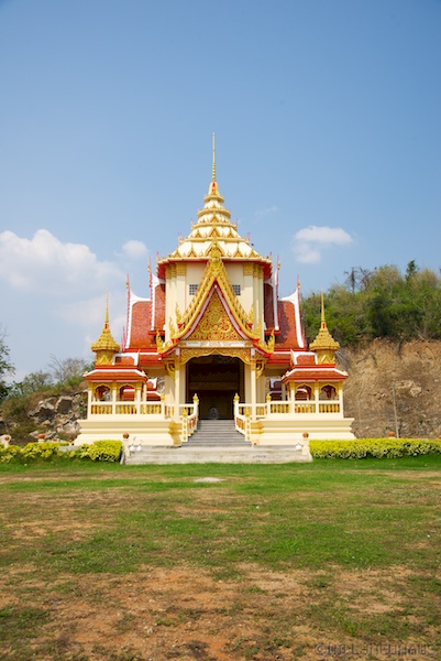 Thailand 13 045