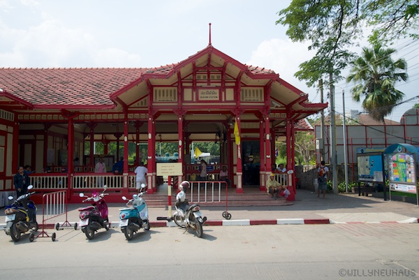 Thailand 13 056