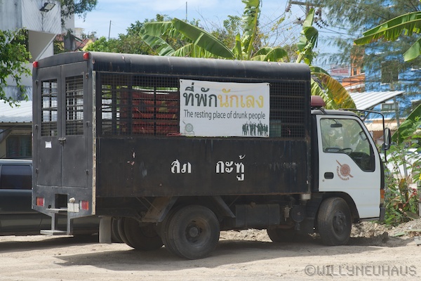 Thailand 13 082