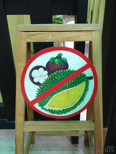 Thailand 13 086